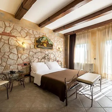 Don Luis Castel Di Sangro