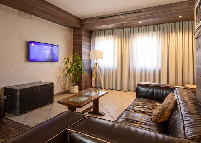 Don Luis Castel Di Sangro