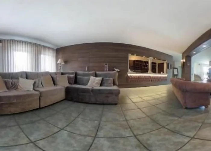 酒店 多恩路易斯酒店